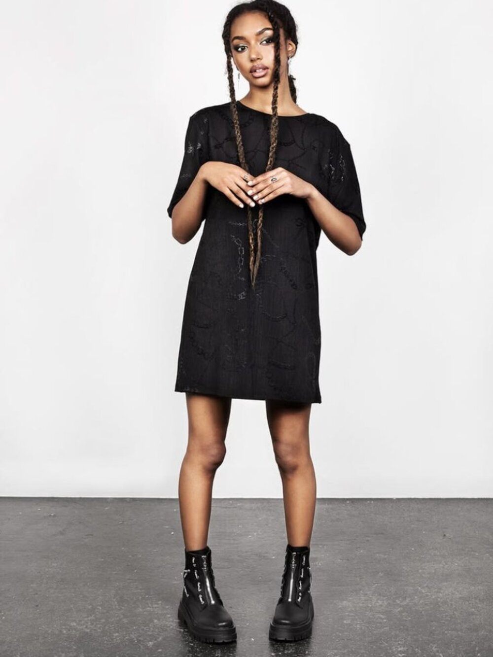 DISTURBIA Fortune oversized chain print tee dress - Picture 3 of 9